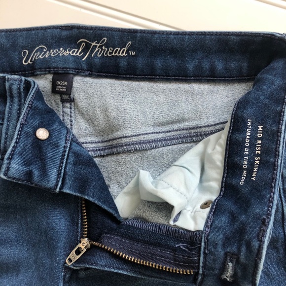 Universal Thread Jeans - Picture 3 of 3